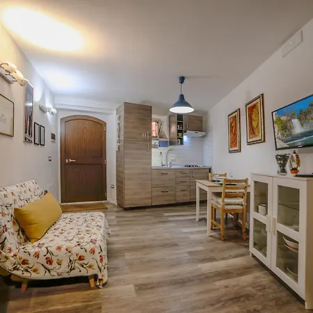 Waterfall Vicolo V Isola di Liri